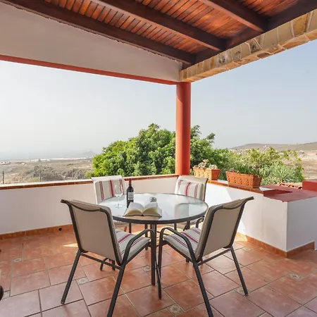 Casa Justo Sea View Ferienhaus