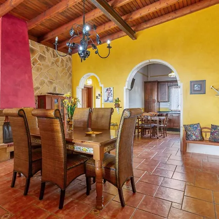 Casa Justo Sea View Ferienhaus *