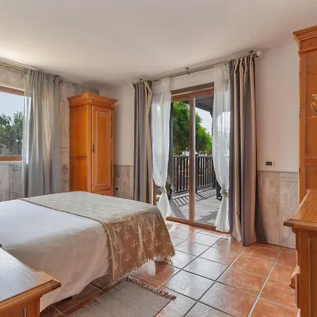 Casa Justo Sea View Ferienhaus